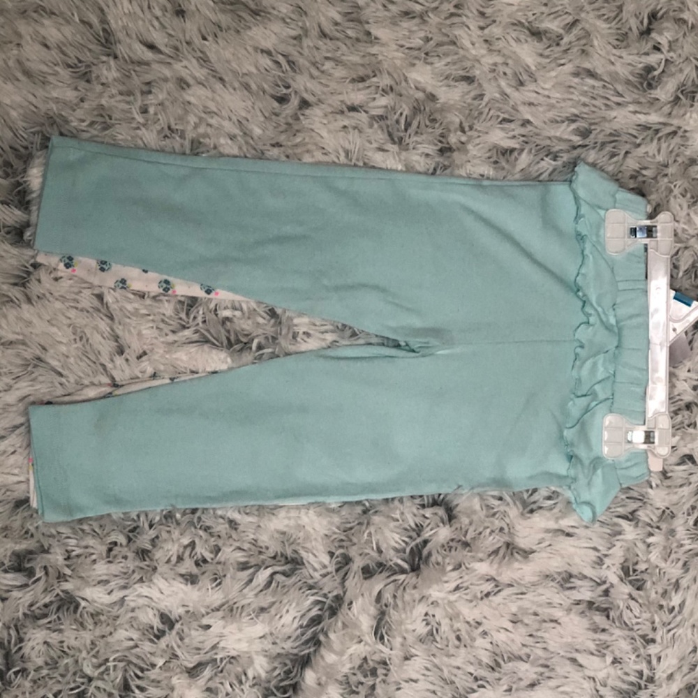 Carter’s two pieces leggings - Picture 2 of 4